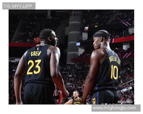 勇士队战胜篮网队，表现抢眼备战新赛季